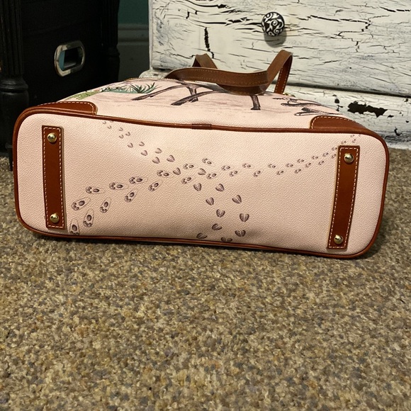 Bambi Dooney and Bourke - Picture 6 of 12